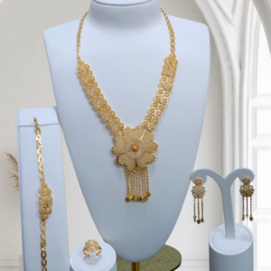 ٢٠٢٦٠٢١٢_٠٢١٦٠٧ (1) طقم مطلي مطابق للذهب